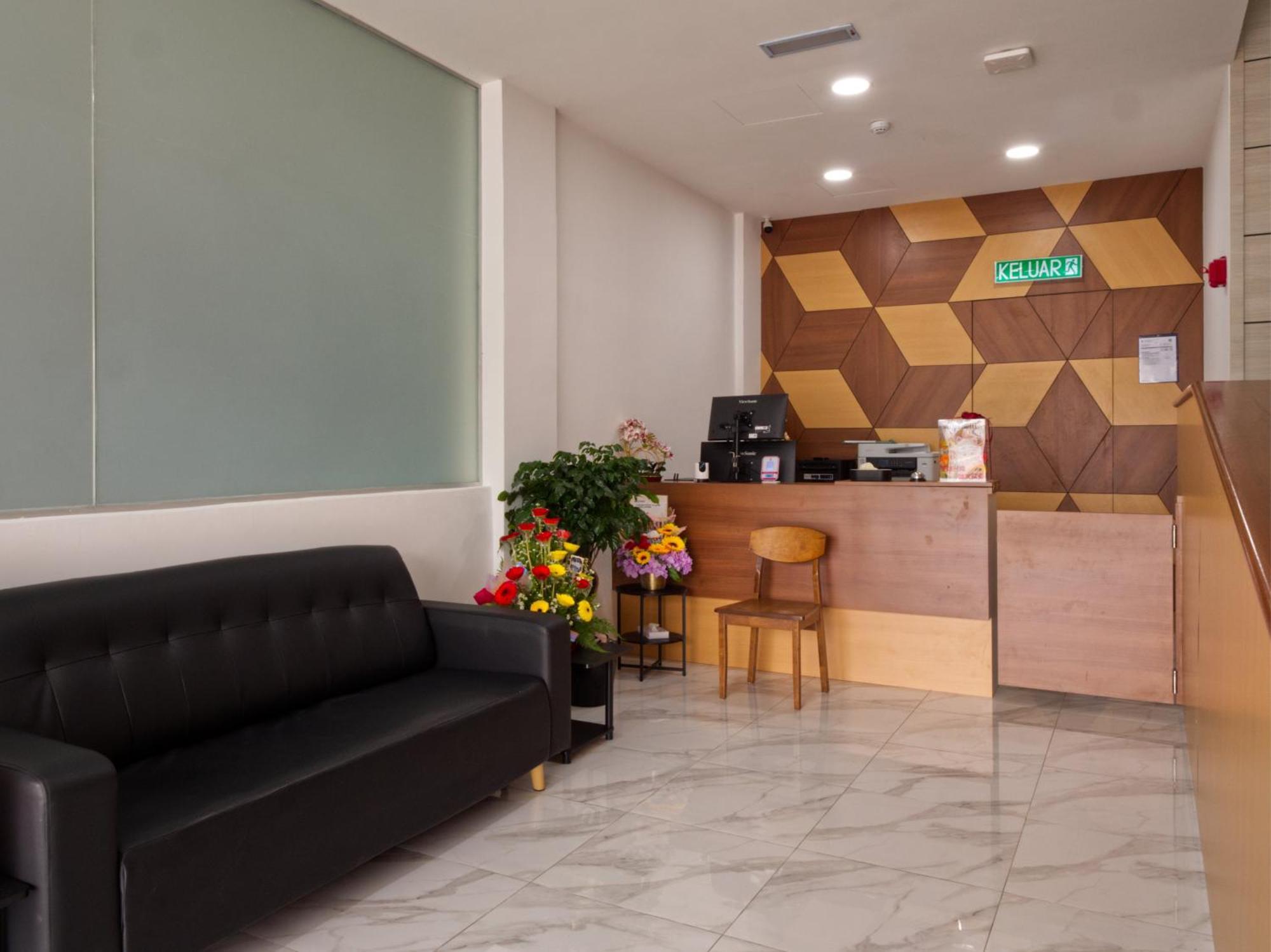 Weiss Hotels Kepong Baru Kampong Jawa Tengah Exteriör bild