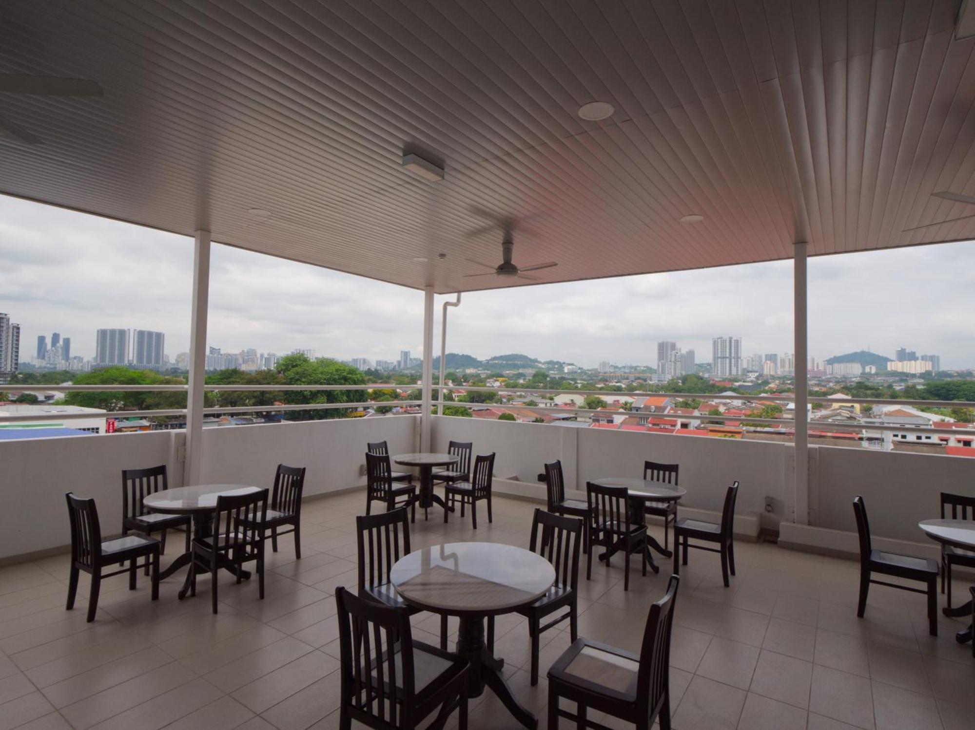 Weiss Hotels Kepong Baru Kampong Jawa Tengah Exteriör bild