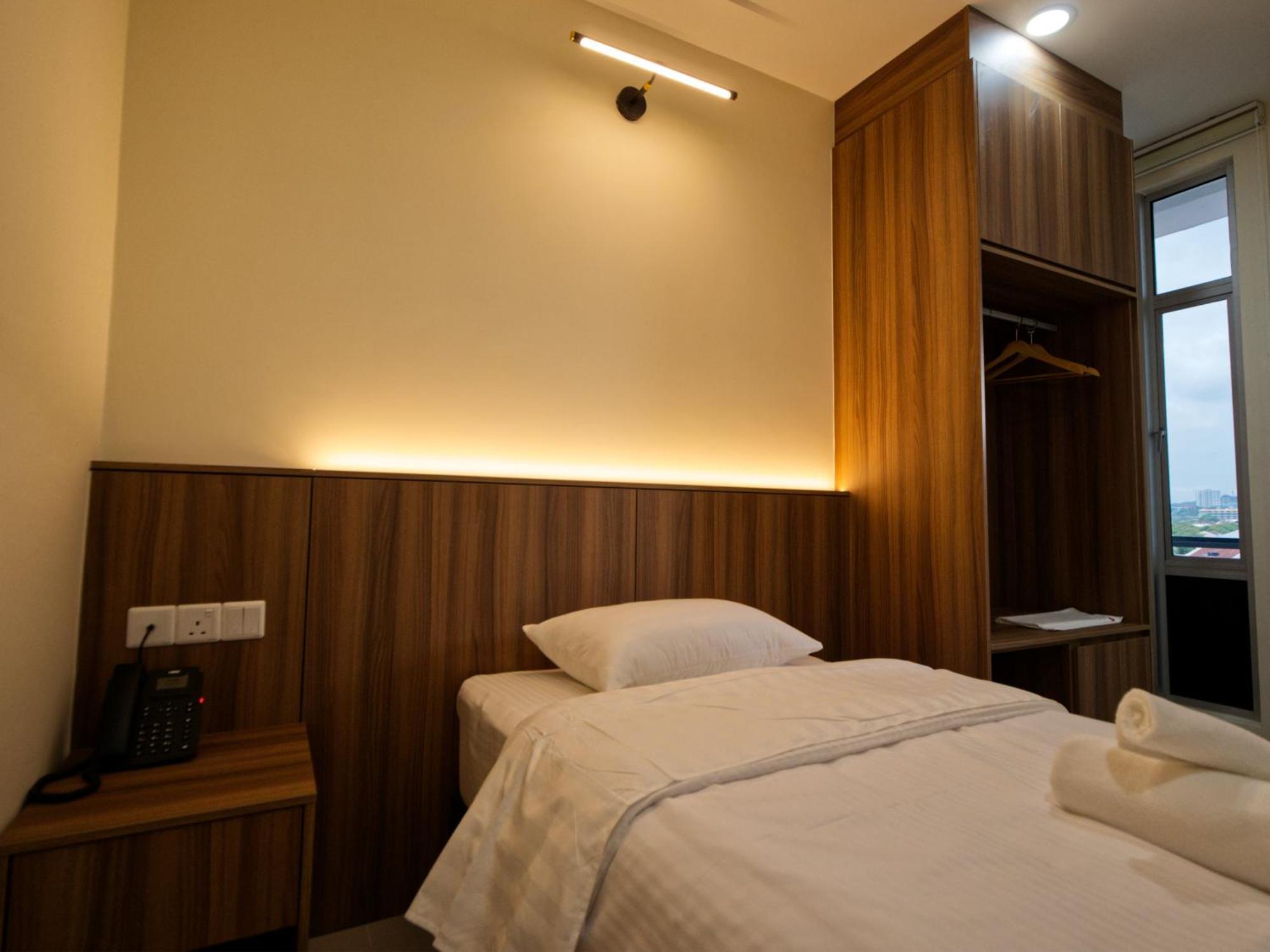 Weiss Hotels Kepong Baru Kampong Jawa Tengah Exteriör bild
