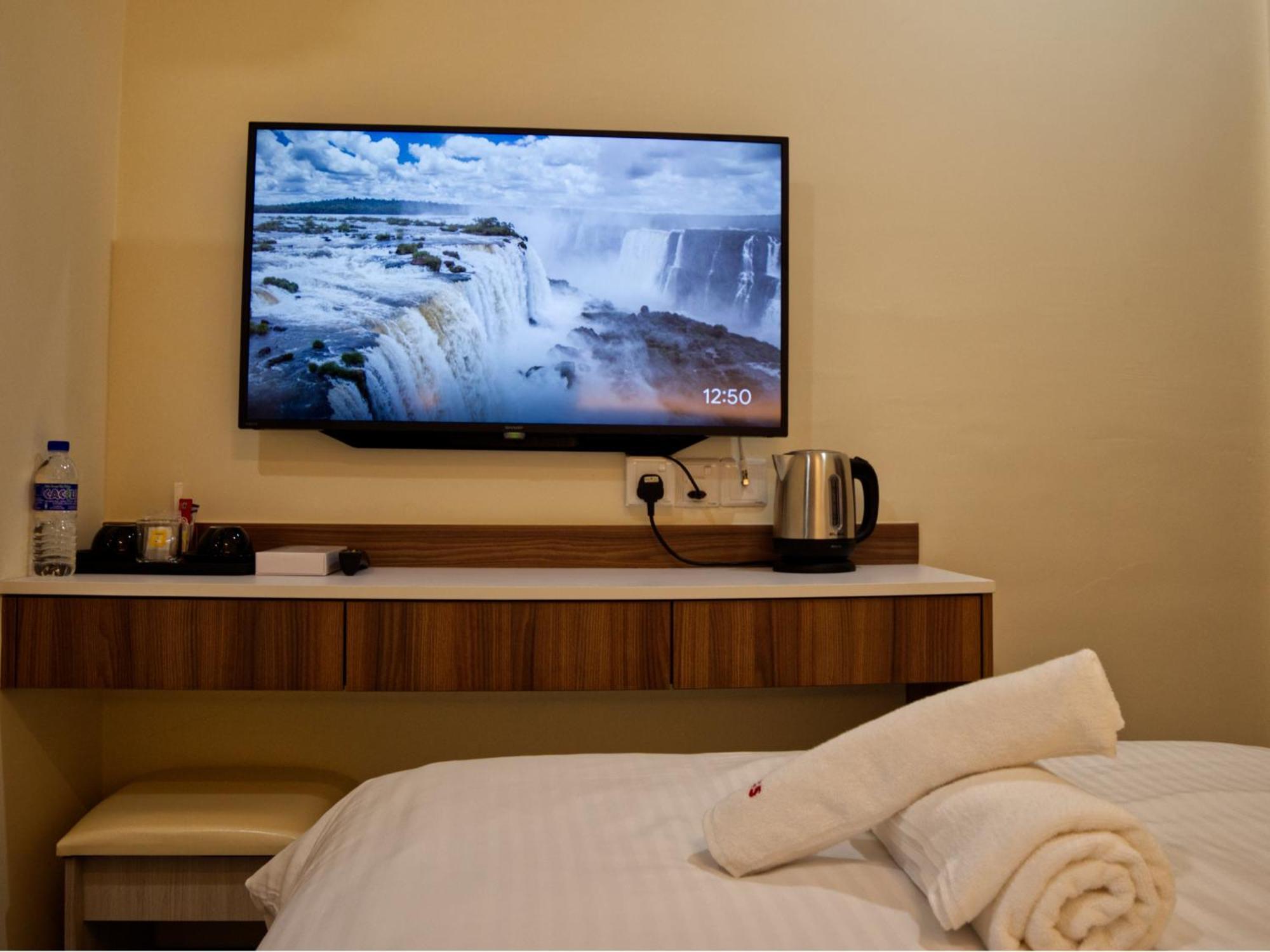 Weiss Hotels Kepong Baru Kampong Jawa Tengah Rum bild